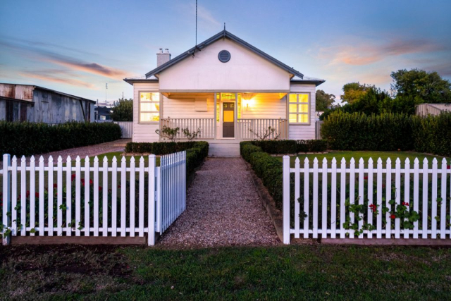 Newcastle Property Photo Cute House Exterior