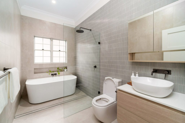 Newcastle Property Photo Bathroom West Wallsend